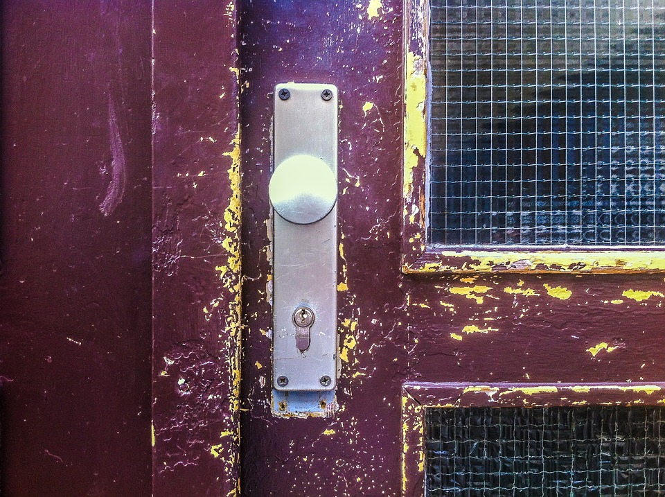 commercial door security tips